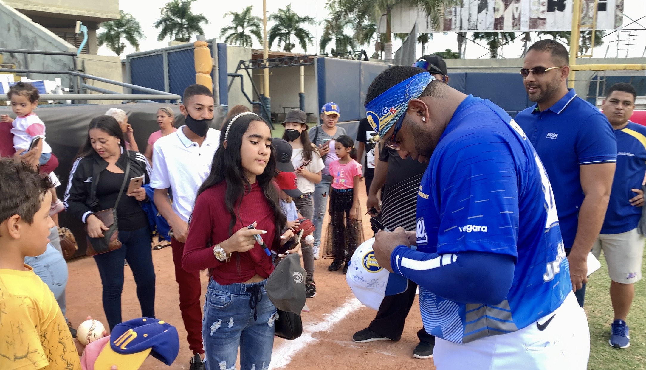 24Contigo Pablo Sandoval el kung Fu Panda se encuentra con sus fans