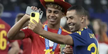 Tres detenidos por el apuñalamiento al padre de Lamine Yamal en España