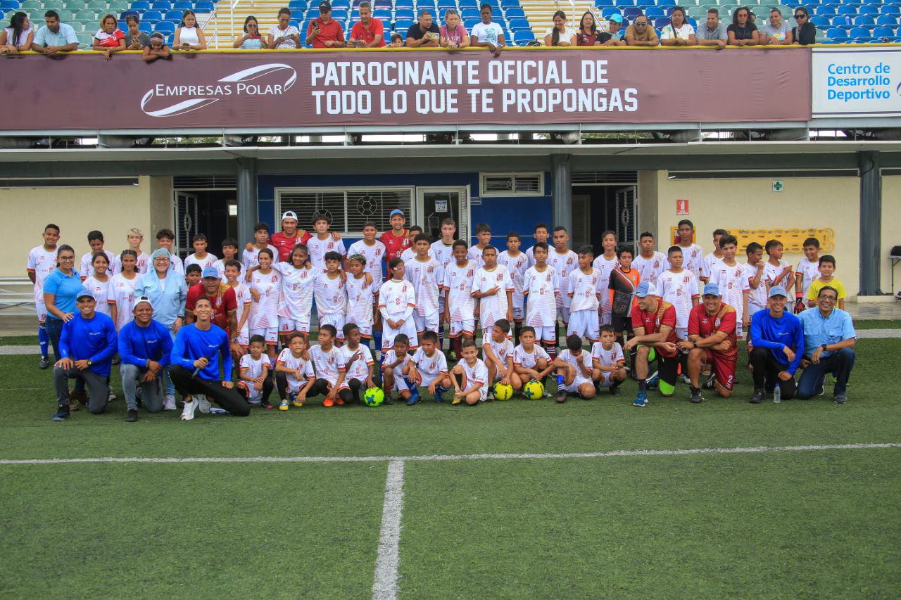Juan Arango, César “Maestrico” González y Renny Vega se unen (12)