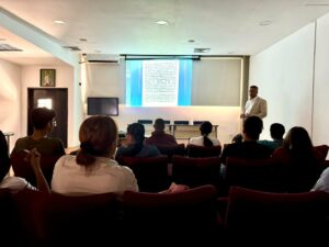 Imagen de WhatsApp 2025-02-21 a las 21.01.40_8beedbac