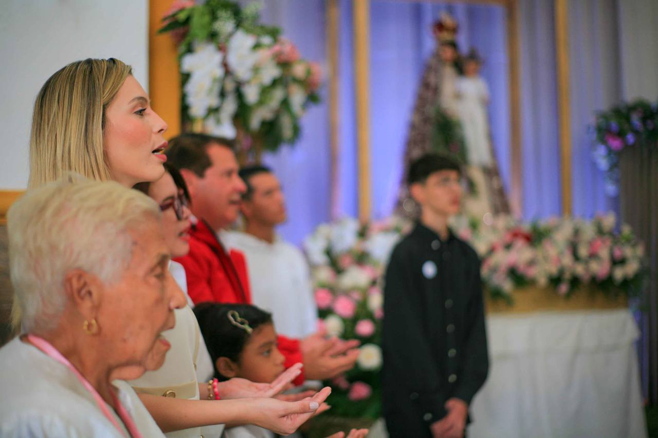 Con misa y serenata celebran en Naguanagua el Día de Nuestra Señora de Begoña (7)