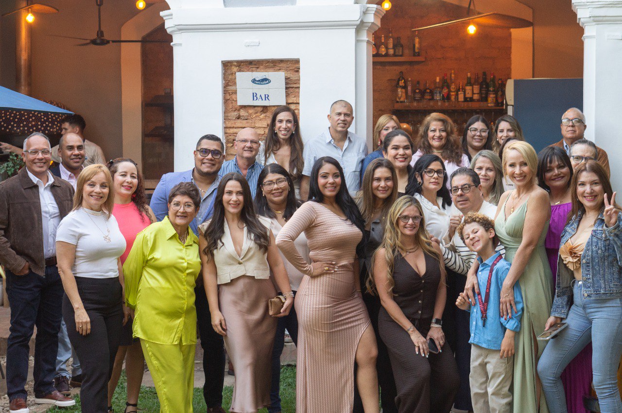 Conversatorio-Probióticos-¿moda-o-suplemento-reunió-a-especialistas-para-debatir-sobre-su-impacto-en-la-salud-femenina