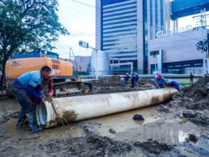 Gestión Elizabeth Niño fortalecerá labores de sustitución de colectores y mantenimiento de drenajes en Naguanagua (3)